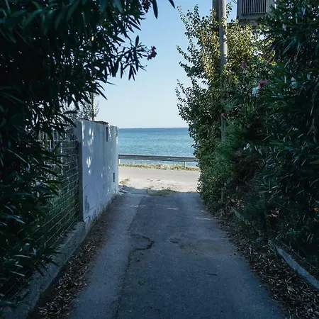 Nektarios Garenias Kipoupoli Holiday home Nea Kallikrateia