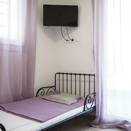 Nektarios Garenias Kipoupoli *