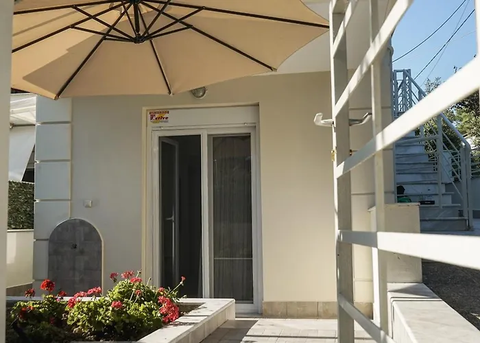 Nektarios Garenias Kipoupoli