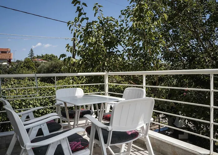 Nektarios Garenias Kipoupoli