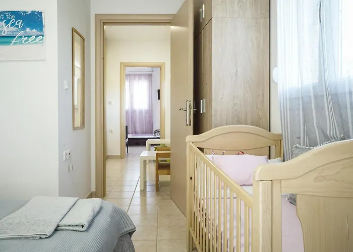 Nektarios Garenias Kipoupoli Casa vacanze *