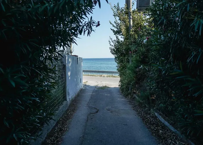 Nektarios Garenias Kipoupoli Casa vacanze Nea Kallikrateia